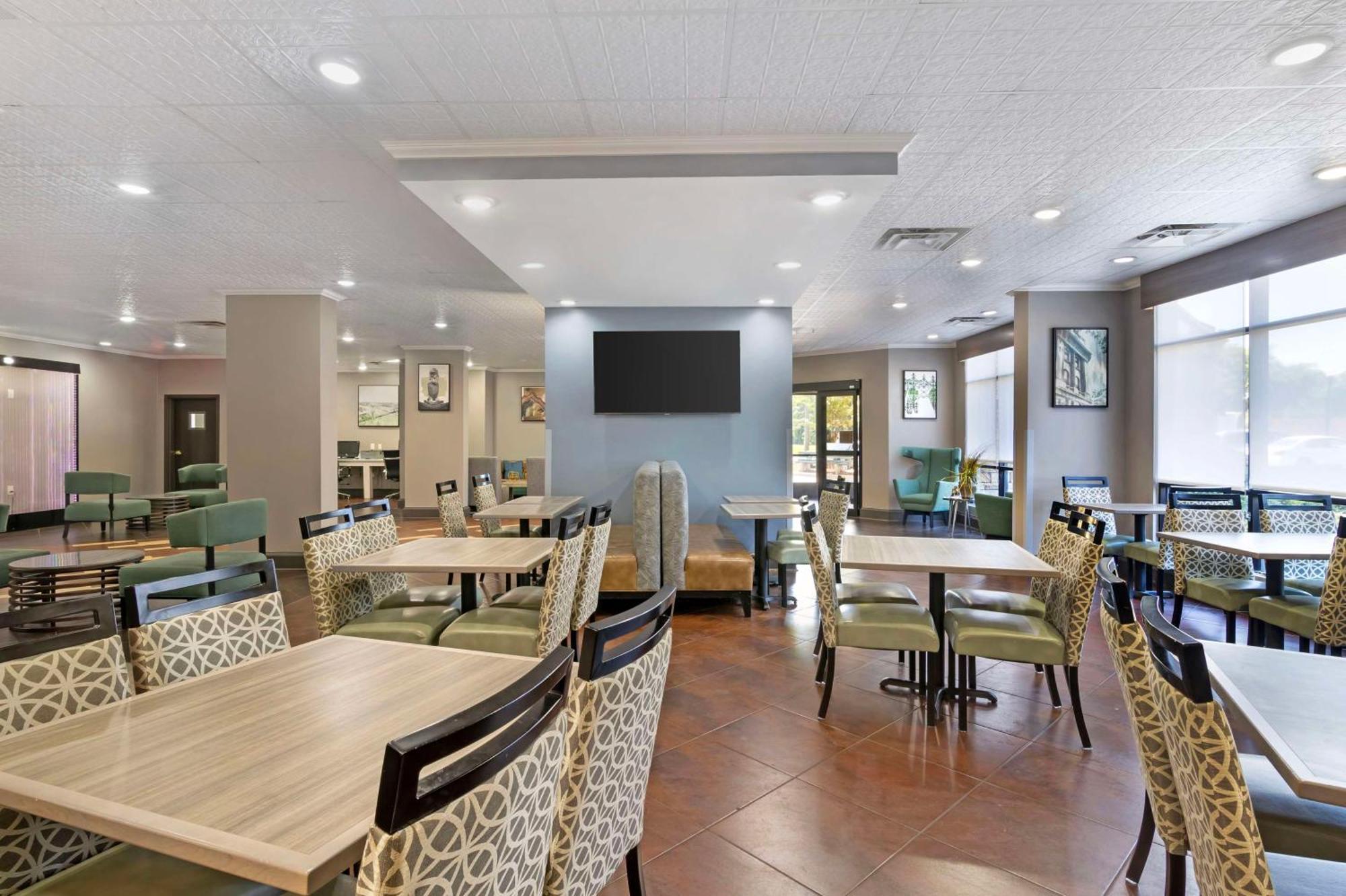 Best Western Savannah Airport Inn & Suites Pooler Kültér fotó