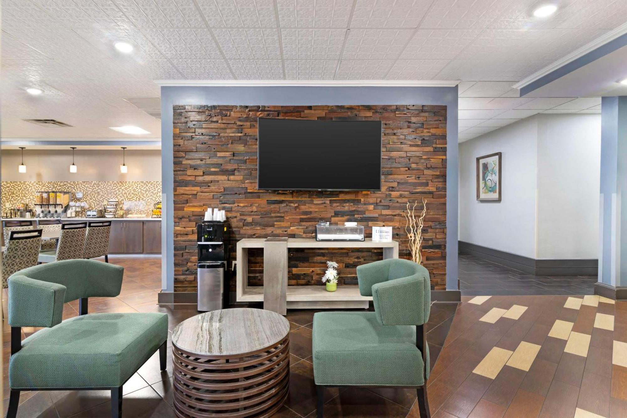 Best Western Savannah Airport Inn & Suites Pooler Kültér fotó
