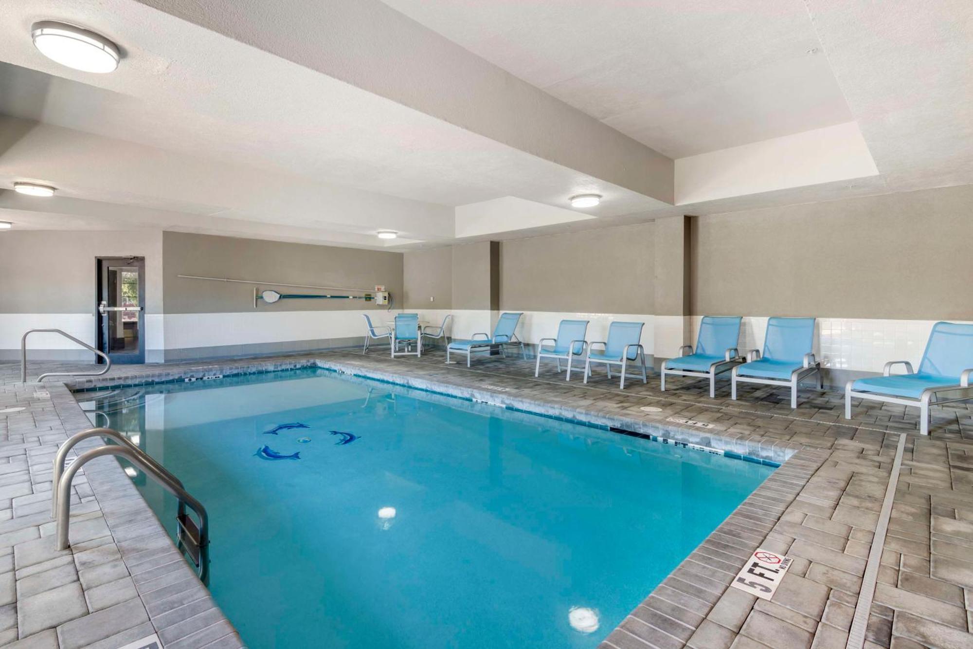 Best Western Savannah Airport Inn & Suites Pooler Kültér fotó
