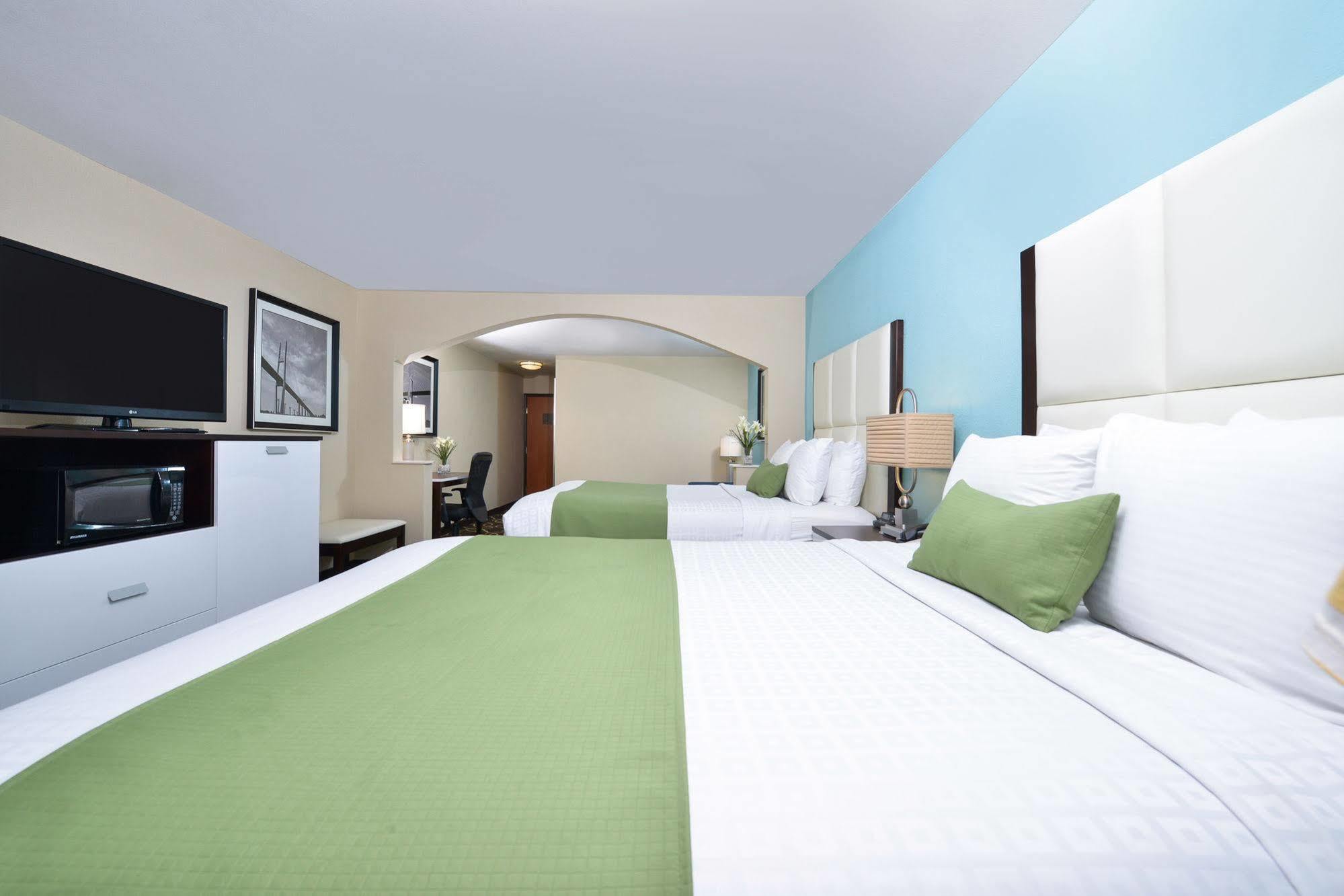 Best Western Savannah Airport Inn & Suites Pooler Kültér fotó